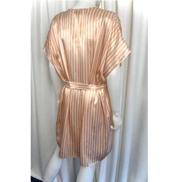 Vintage 1990’s ‘Linda Bis’ Peach & White Striped Satin Robe - Wrap - Belt - S/M - Picture 8 of 10